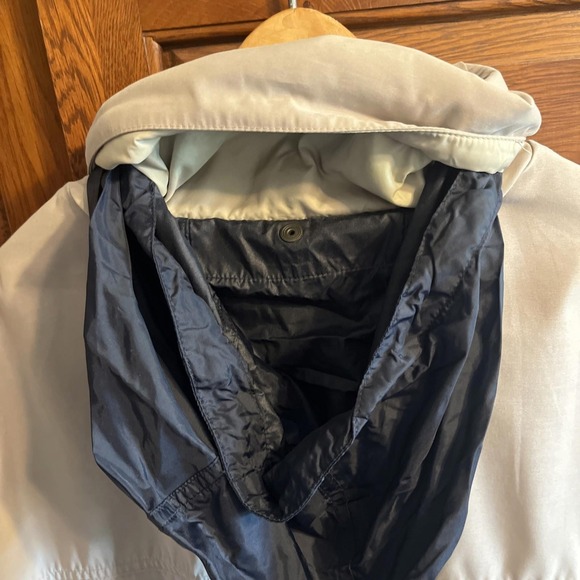 Eddie Bauer Men's Lightweight Jacket with Hidden Hood Beige Tan XL Full Zip - Picture 9 of 9